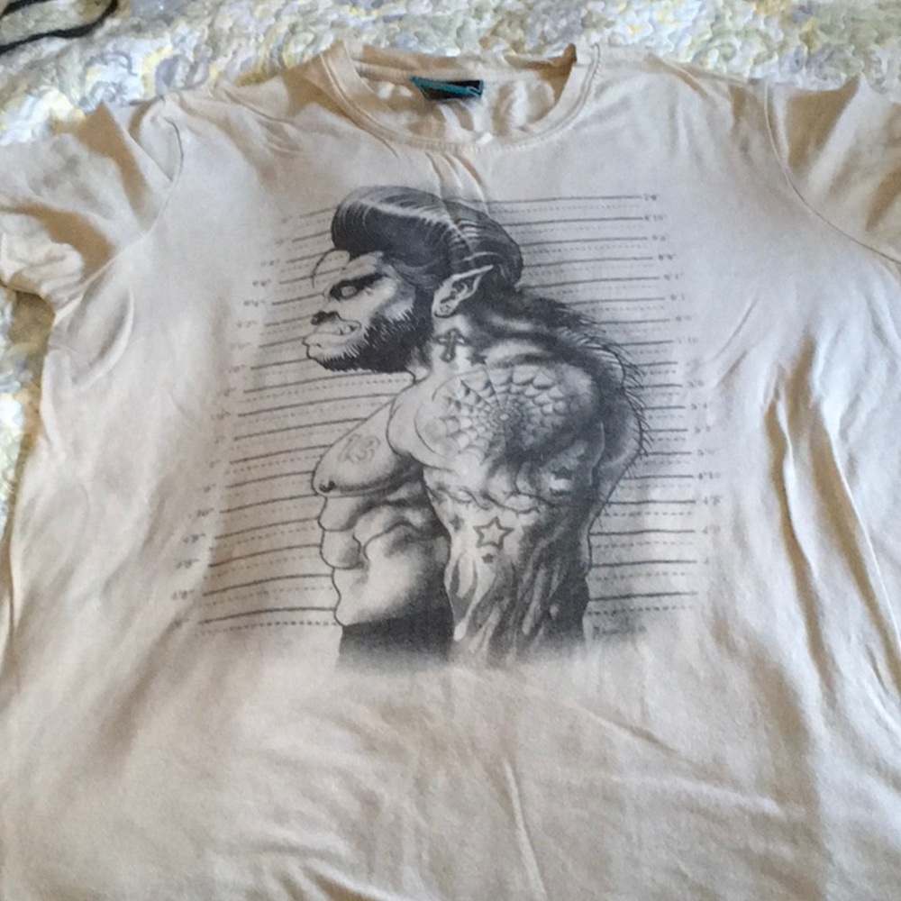 Goth tee